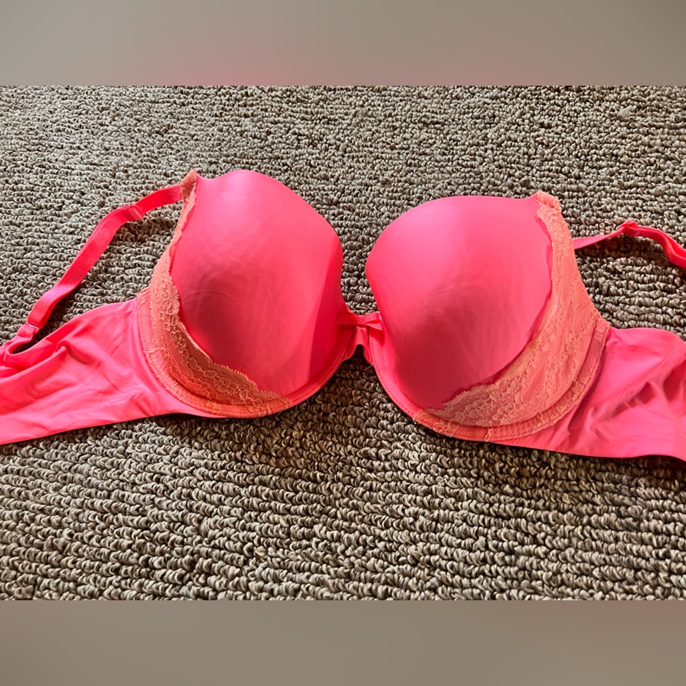 Victorias Secret T-Shirt Bra 34DD